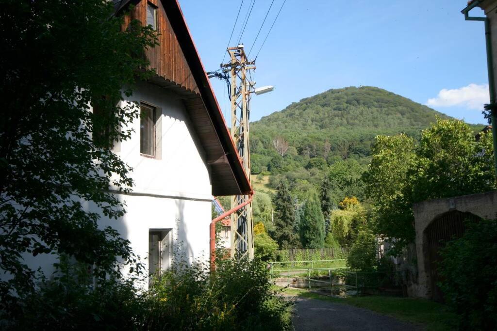 Pobyt V Chko Ceske Stredohori Pod Horou Milesovkou Villa Teplice Ngoại thất bức ảnh